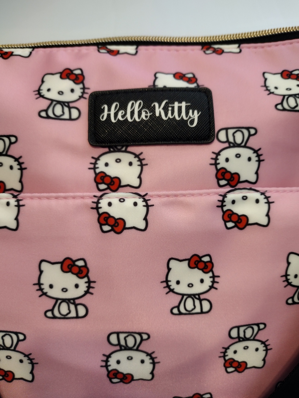 Hello Kitty Pink Travel Duffle Bag - Picture 3 of 8